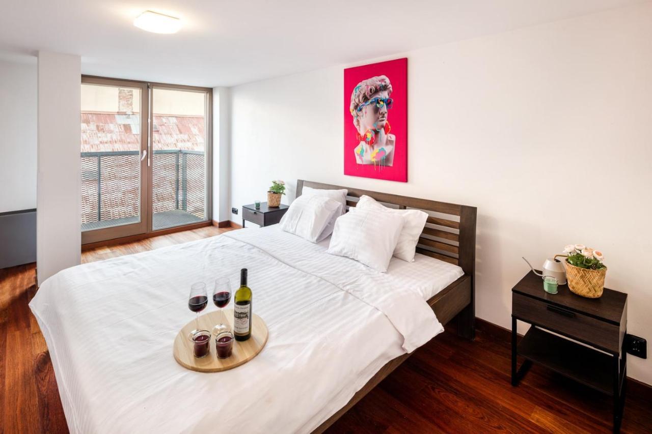 Duplex Apartment With 3 Bedrooms Praha Eksteriør bilde
