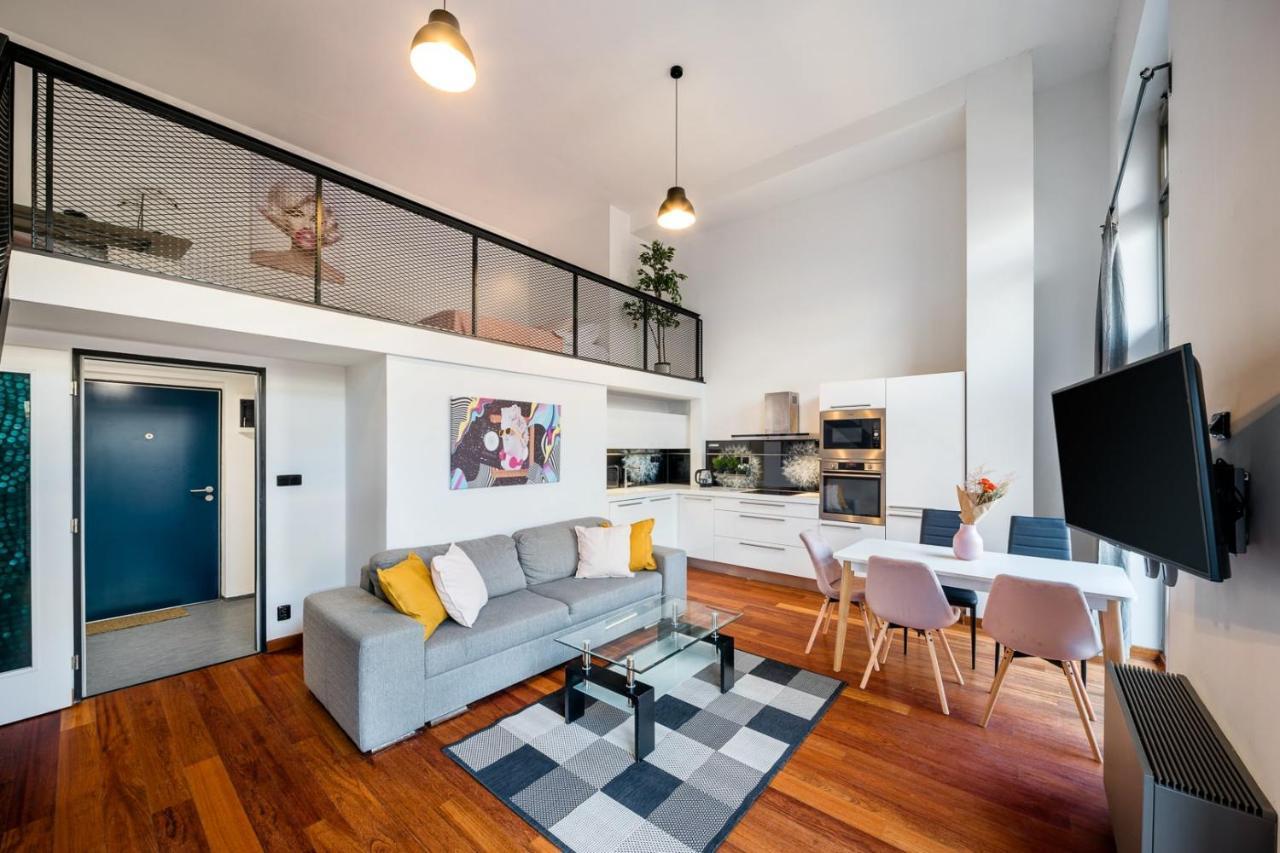 Duplex Apartment With 3 Bedrooms Praha Eksteriør bilde